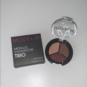 Metallic Eyeshadow Trio